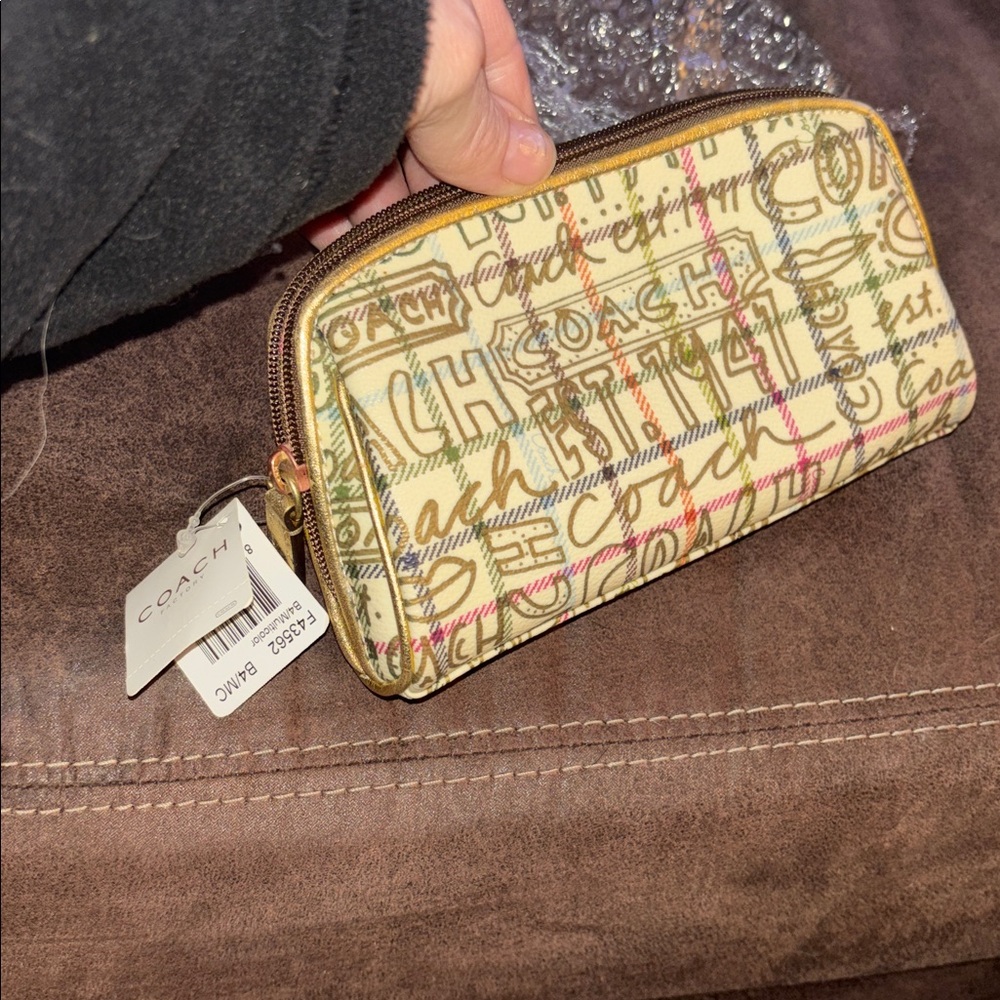 Coach 🆕 y2k tatterstail graffiti gold Coated Canvas Cosmetic Pouch limited rare - Picture 5 of 6